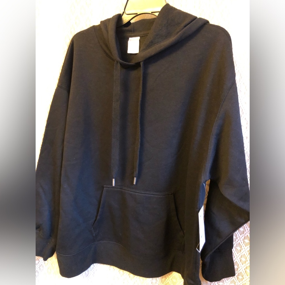 Woman’s Size **Large Black Pocket Hoodie NOBO